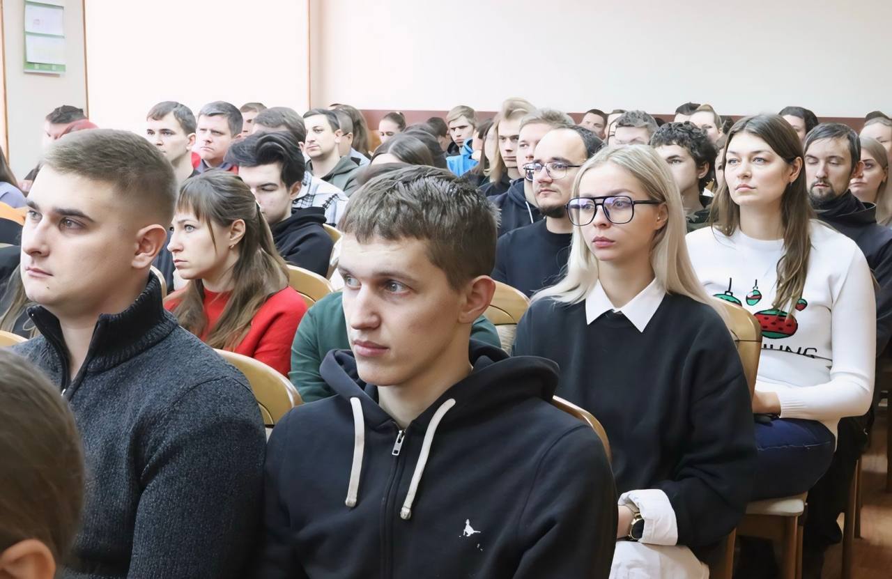 Информационна встреча с молодежью