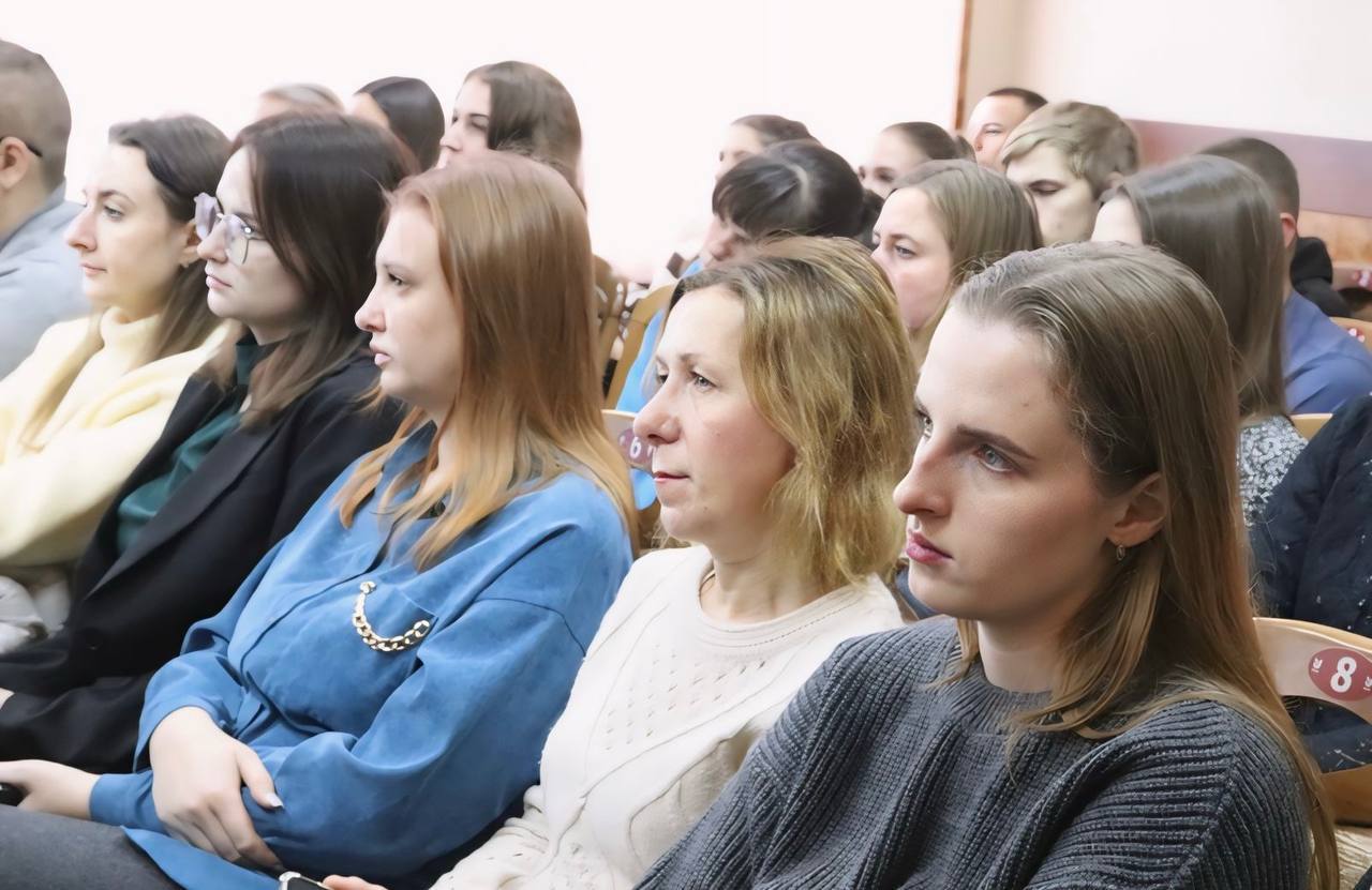 Информационна встреча с молодежью