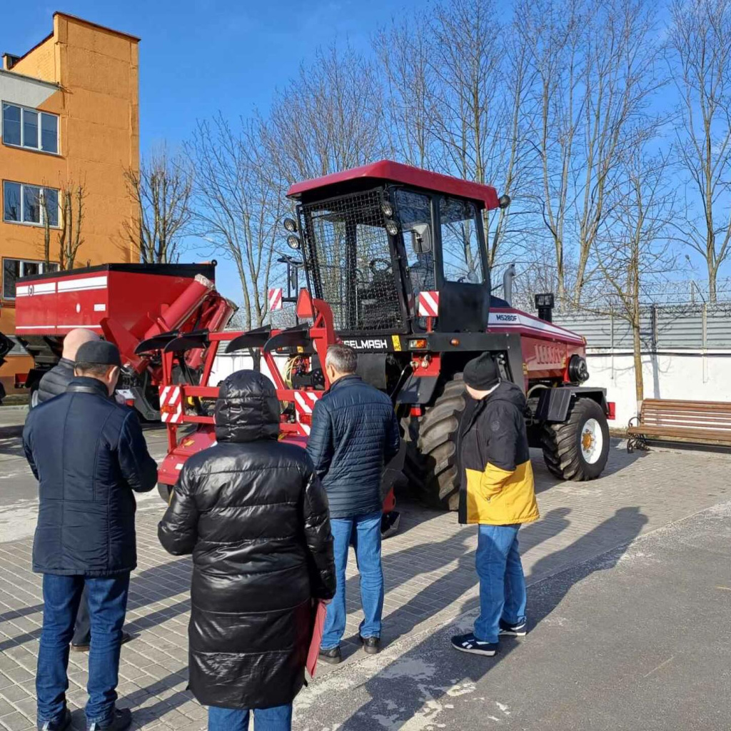 zlin_official_1711613576413.jpeg