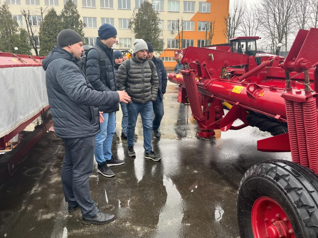 zlin_official_1712309960745.jpeg zlin_official_1712309960745.jpeg